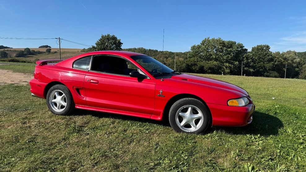 Ford Mustang 174.750 km 11.350 € Kraftsdorf 07586