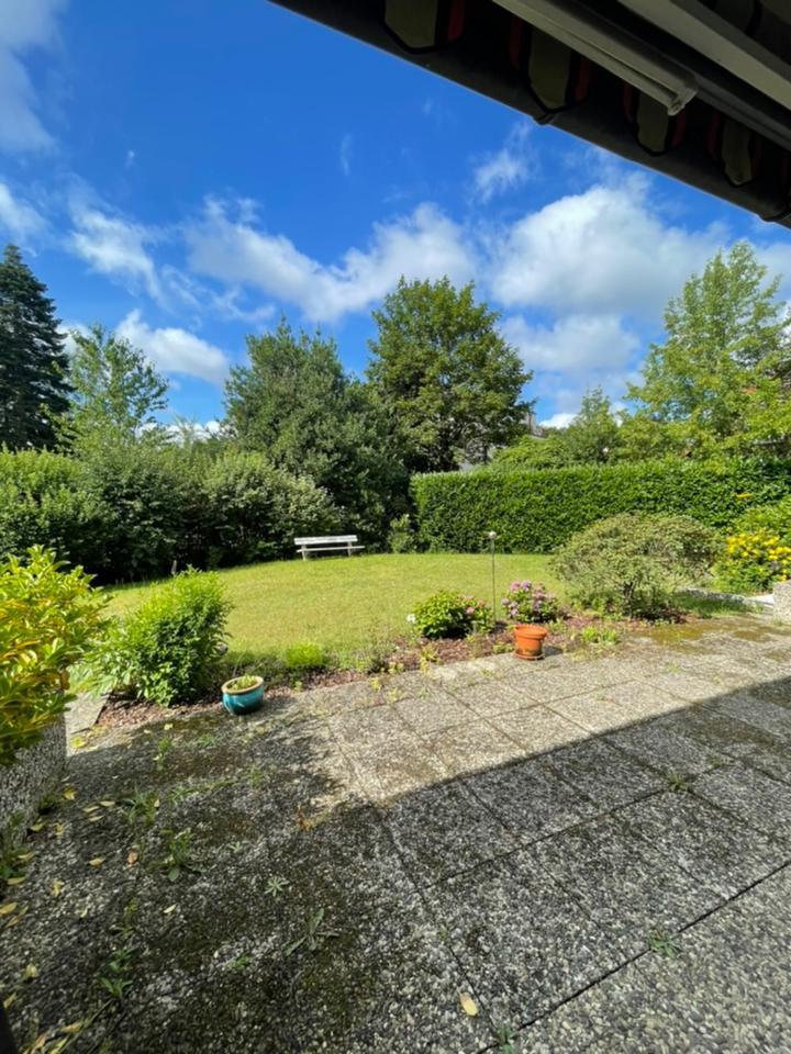 Von Privat. Eigentumswohnung mit Terrasse, Balkon & Tiefgarage