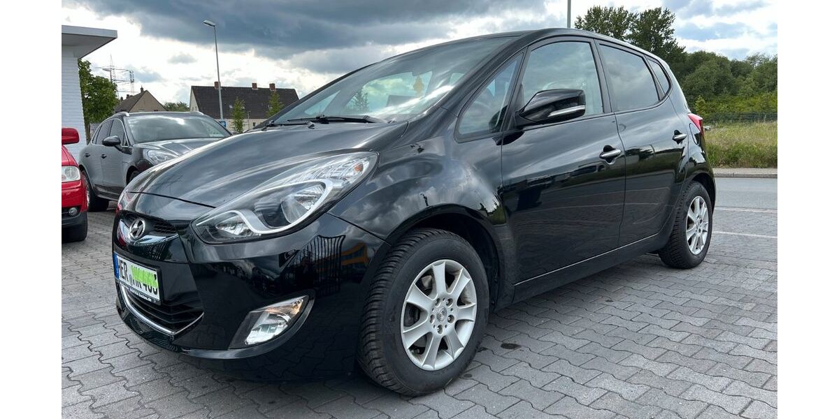 Hyundai ix20 152.000 km 7.490 &euro; Herne 44653