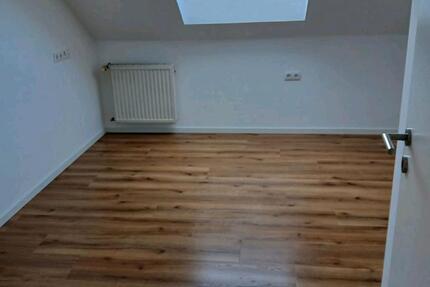 Haus Bunde - 4 Zimmer, 110 m&sup2;, 950&euro; | Angebot:25261740