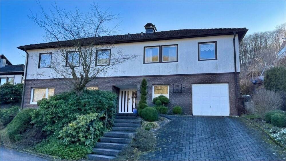 Einfamilienhaus Sundern - 7 Zimmer, 175 m&sup2;, 225.000&euro; | Angebot:26176291