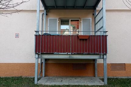 Wohnen auf Zeit Stuttgart Stuttgart-Süd - 2 Zimmer, 52 m&sup2;, 300&euro; | Angebot:26691466