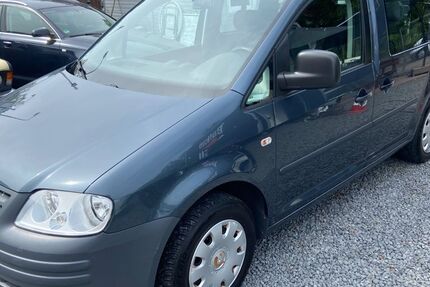 VW Caddy 112.000 km 5.990 &euro; Hanau 63452