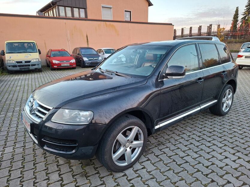 VW Touareg 270.000 km 3.900 € Schwandorf 92421