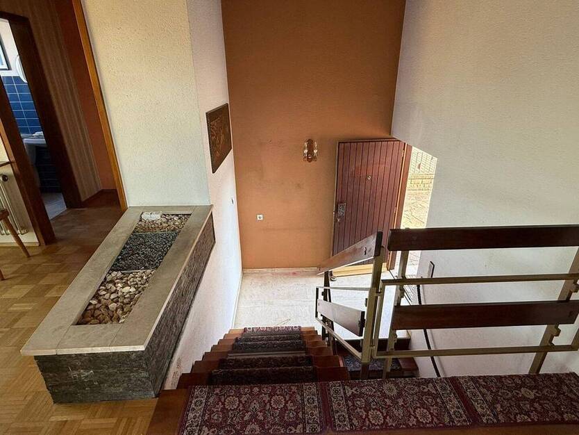 Familien aufgepasst! Hier ist Ihr neues Zuhause! Einfamilienhaus mit riesigem Grundstück!