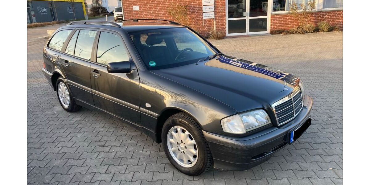 Mercedes-Benz C 220 290.000 km 2.499 &euro; Altdorf 84032