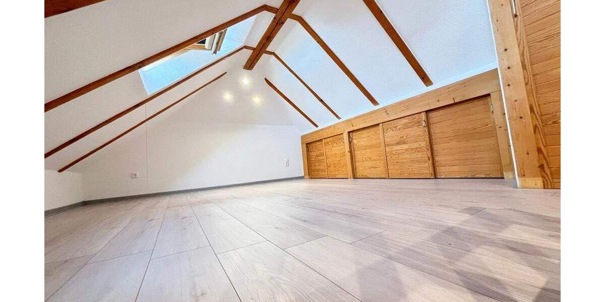 Etagenwohnung Eisenberg - 2 Zimmer, 42 m&sup2;, 75.000&euro; | Angebot:24855342