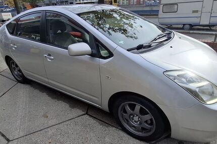 Toyota Prius 230.000 km 4.450 &euro; Berlin 10623