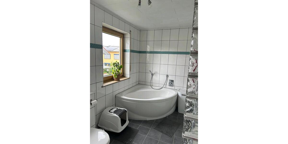 Etagenwohnung Ingolstadt - 3 Zimmer, 70 m&sup2;, 1.020&euro; | Angebot:26409171