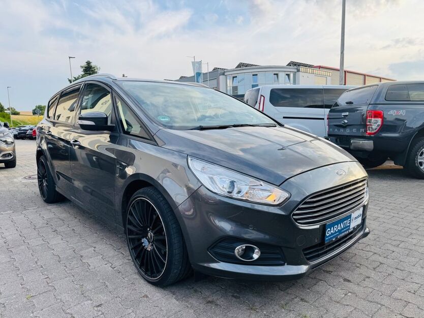 Ford S-Max 106.250 km 16.970 € Bad Rappenau 74906