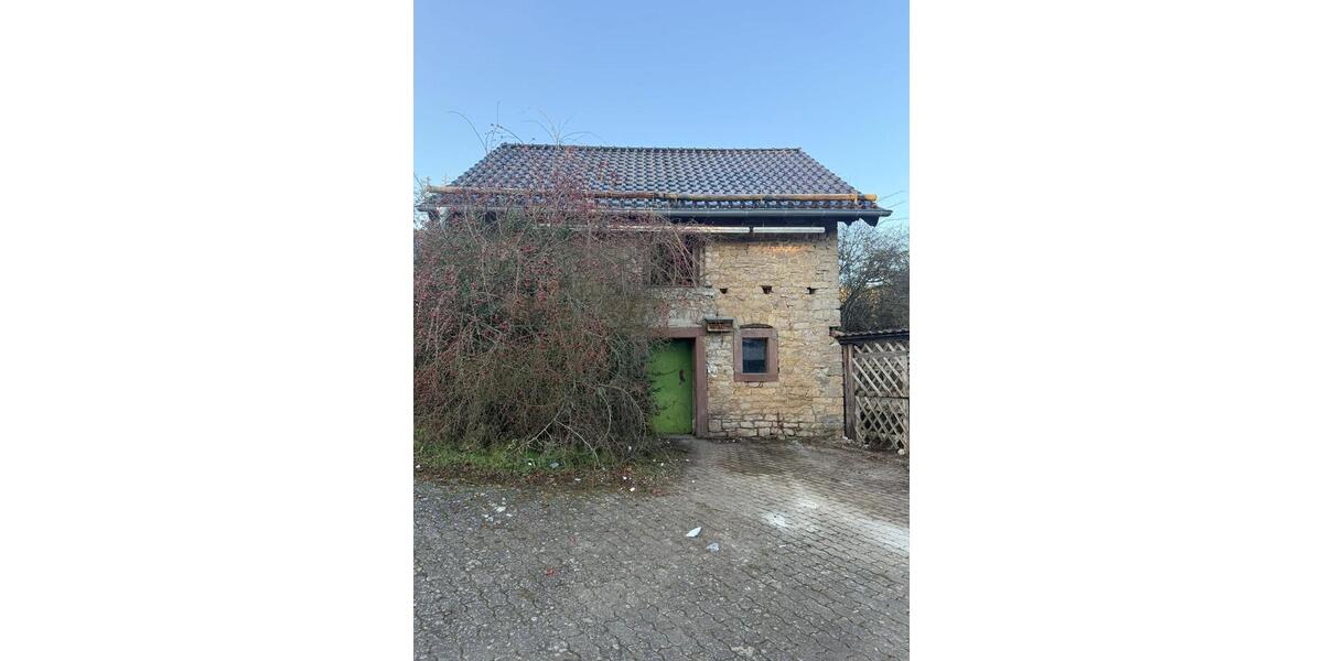 Einfamilienhaus Blankenheim - 5 Zimmer, 130 m&sup2;, 140.000&euro; | Angebot:24609461