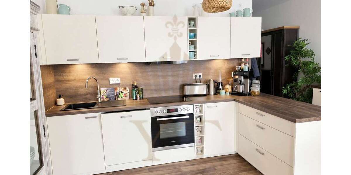 Etagenwohnung Bernau bei Berlin - 3 Zimmer, 90 m&sup2;, 1.235&euro; | Angebot:27096537
