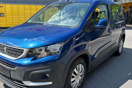 Peugeot Rifter 120.000 km 10.999 &euro; Berlin 13055