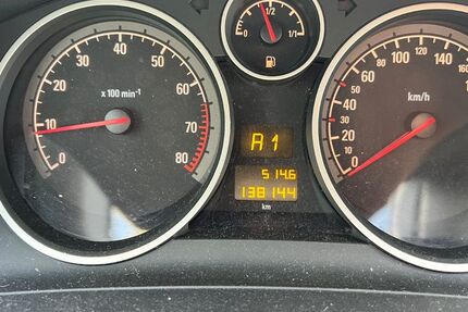 Opel Zafira 140.000 km 4.700 &euro; Bremen 28277