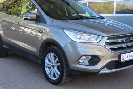 Ford Kuga 96.000 km 11.790 &euro; Stuttgart 70329
