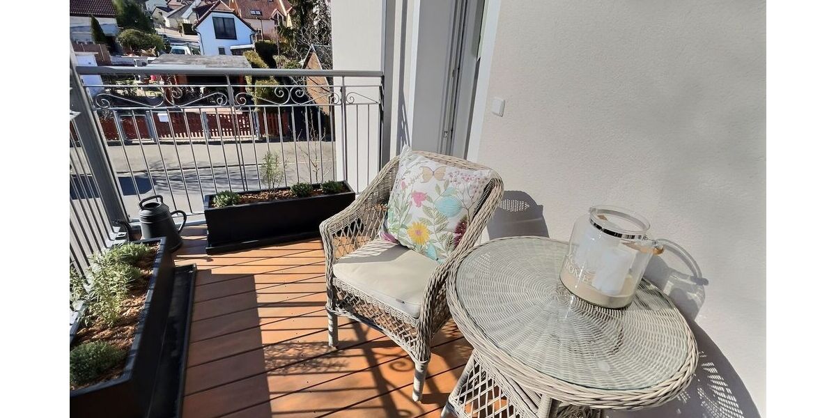 Traumwohnung mit Balkon, Kamin und Einbauküche in Naunhof - Appartement Naunhof | Angebot:26786206
