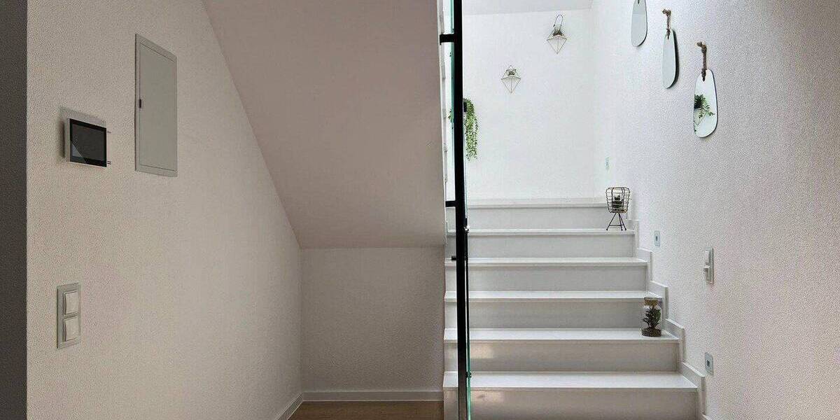Einfamilienhaus Mutterstadt - 6 Zimmer, 225 m&sup2;, 1.100.000&euro; | Angebot:26866279