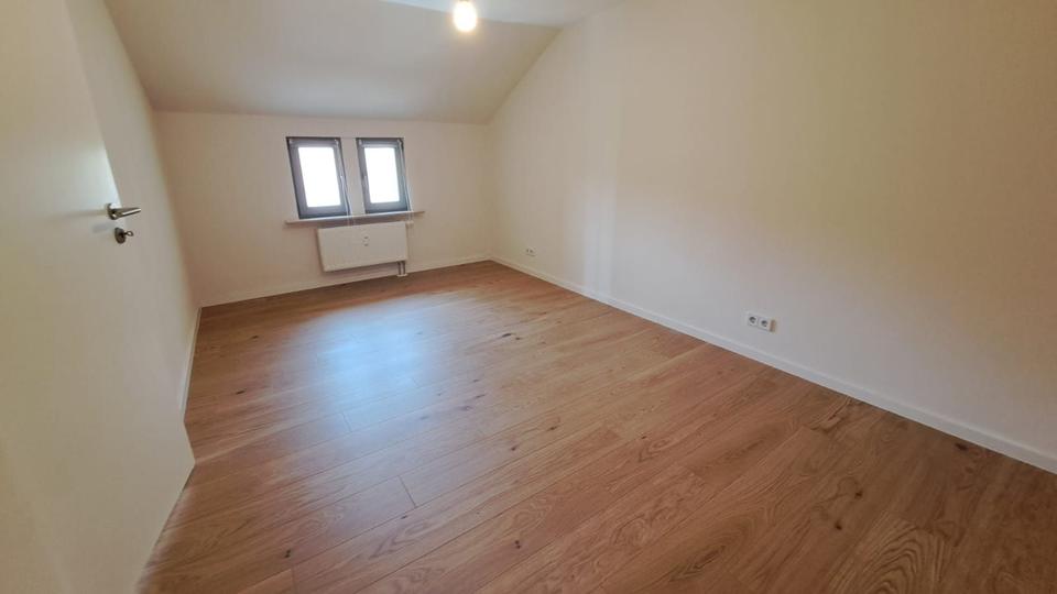 Etagenwohnung Freital - 2 Zimmer, 51 m&sup2;, 577&euro; | Angebot:26351161
