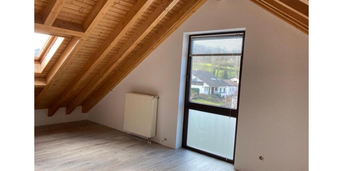 Maisonettenwohnung Marpingen - 3 Zimmer, 150 m&sup2;, 1.290&euro; | Angebot:25614156