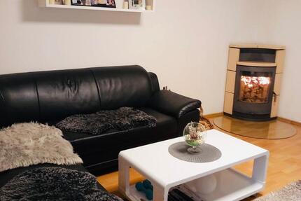 3-Zimmer-Wohnung (EG) mit Kamin und Gartenzugang - Holenbrunn