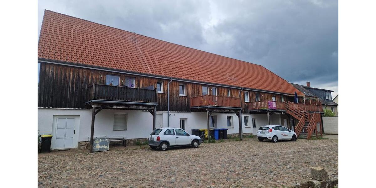 Etagenwohnung Mirow - 2.5 Zimmer, 96 m&sup2;, 740&euro; | Angebot:26095306