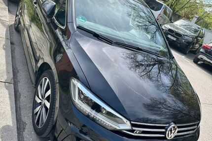 VW Touran 231.000 km 13.200 &euro; München 80939