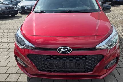 Hyundai i20 29.986 km 12.199 &euro; Ingolstadt 85055