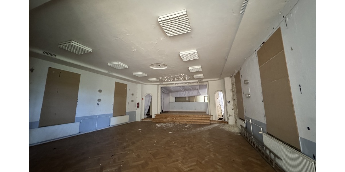 ehemaliges Pionierhaus - Sanierungsobjekt - - Mehrfamilienhaus, Wohnhaus Gera Pforten | Angebot:27083172