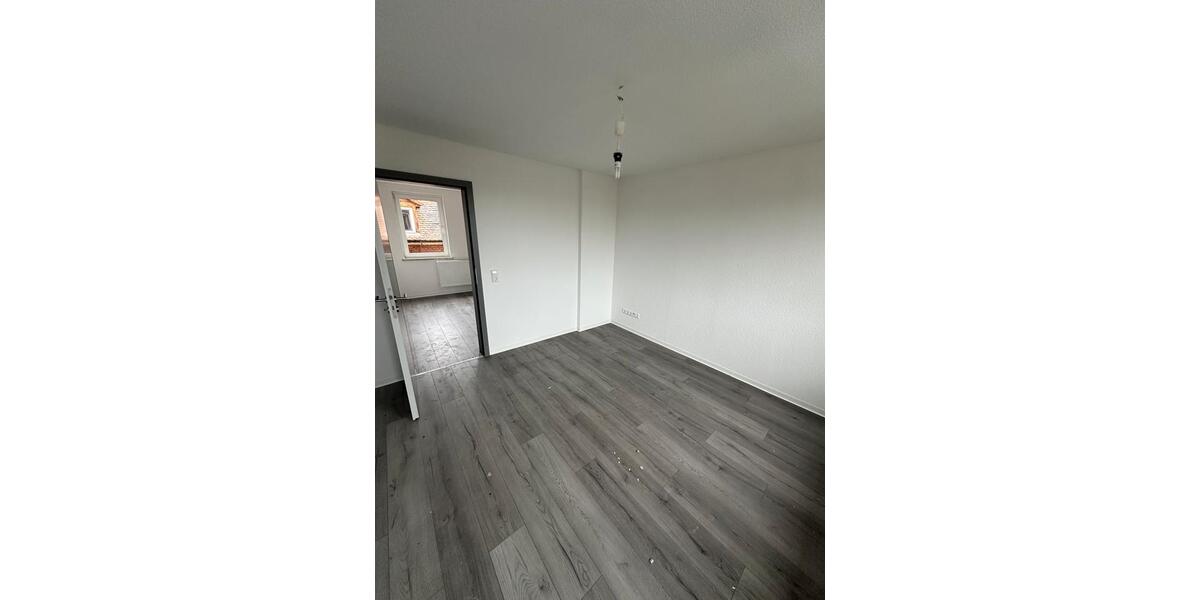 Etagenwohnung Apolda - 2 Zimmer, 44 m&sup2;, 520&euro; | Angebot:26409184