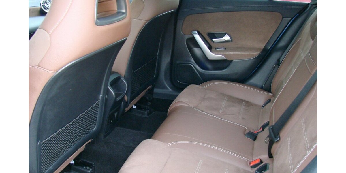 Mercedes-Benz CLA 180 Shooting Brake AMG Night Paket LED 360º Di 17.812 km 29.980 &euro; Falkensee 14612