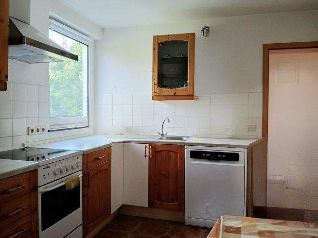 Renovierte, gepflegte, 2-Zi.- Wohnung mit Garage! 2 zimmer