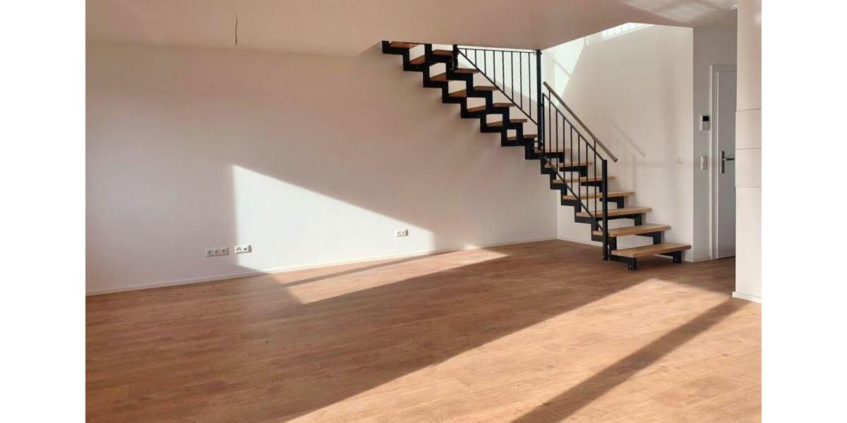 Einfamilienhaus Butzbach - 3.5 Zimmer, 110 m&sup2;, 1.300&euro; | Angebot:26335541