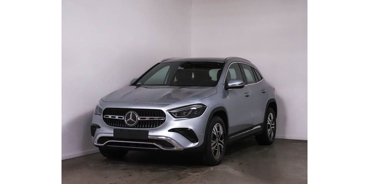 Mercedes-Benz GLA 180 2.200 km 36.470 &euro; Dessau-Roßlau 06847