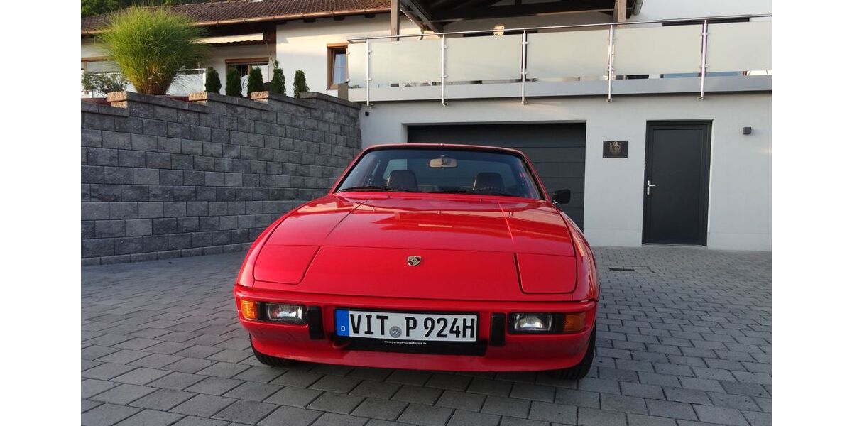 Porsche 924 59.000 km 12.490 &euro; Teisnach 94244