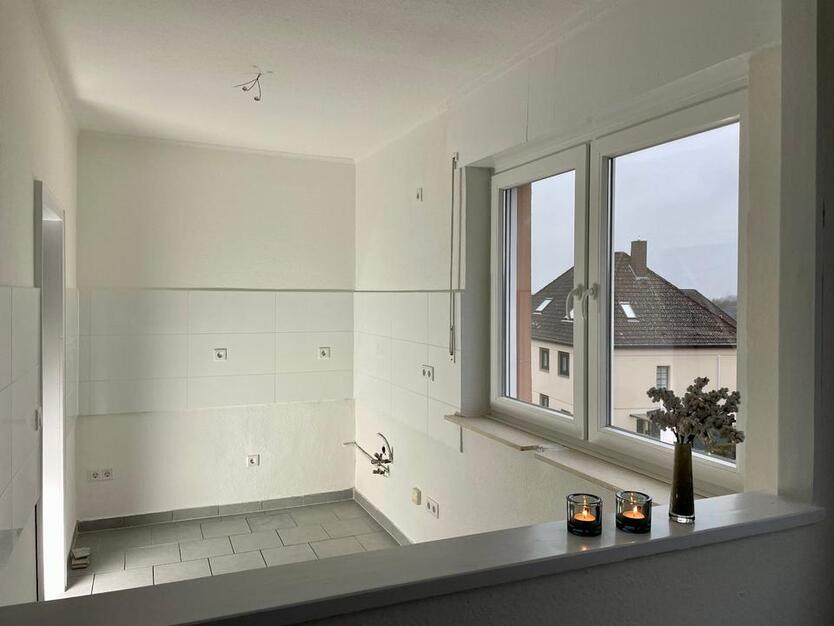 Großzügige, helle 4,5 Zimmerwohnung über 2 Ebenen mit DG Studio zimmer