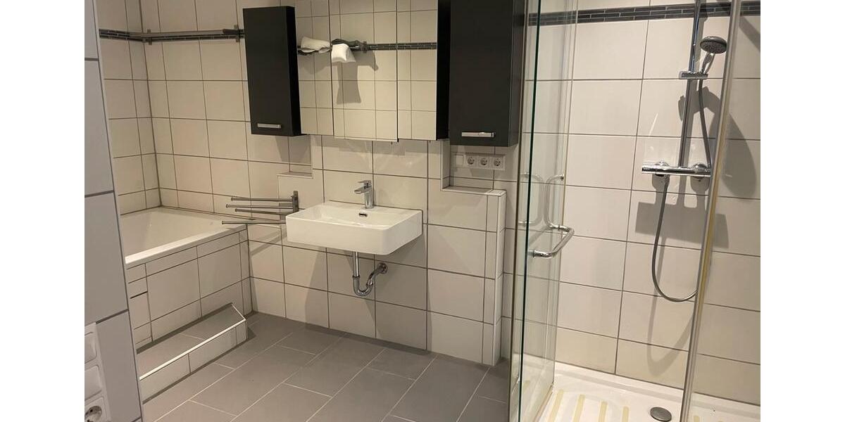 Gepflegtes Reihenmittelhaus mit 5 Zimmer OHNE Maklerprovision 5 zimmer