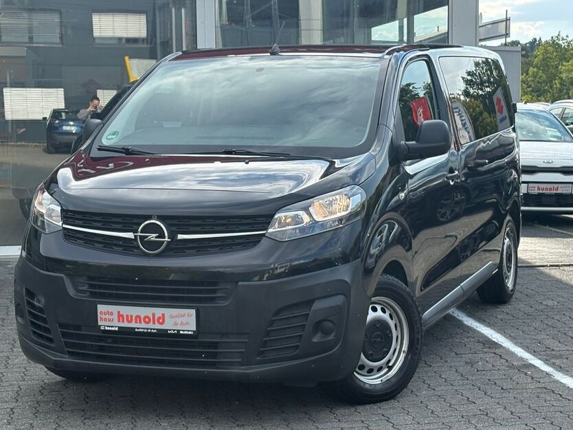 Opel Vivaro 67.275 km 25.880 € Olpe 57462