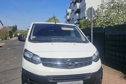 Opel Vivaro 153.416 km 9.300 &euro; Hanau 63450