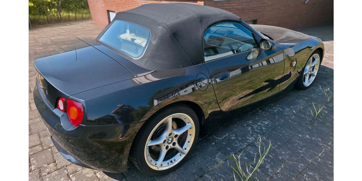 BMW Z4 265.000 km 9.450 &euro; Hennef 53773