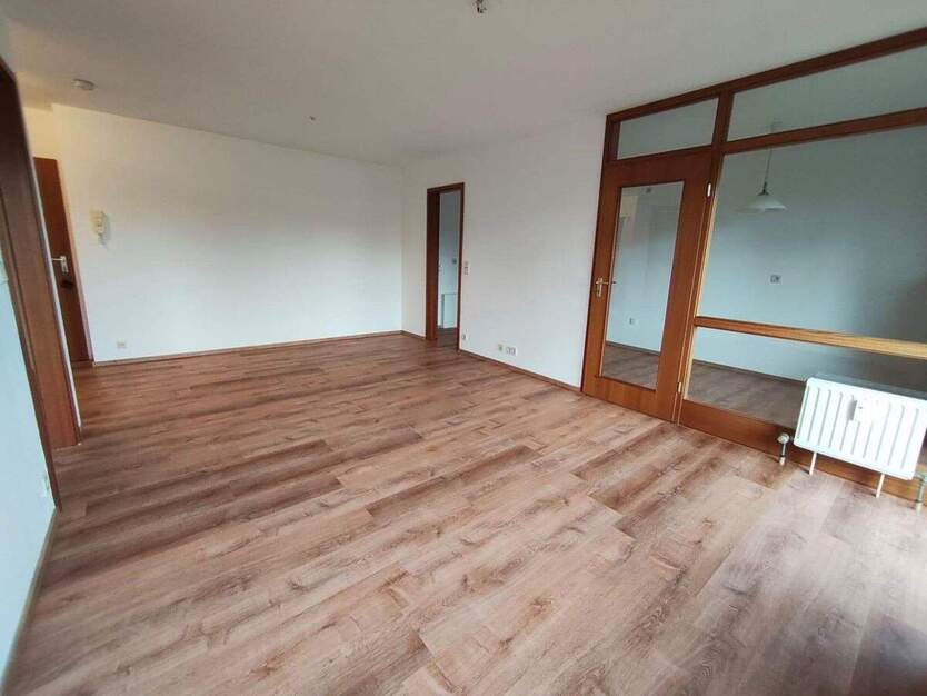 Von privat ohne Provision- Schöne 2,5 Zimmer Wohnung in Böblingen mit Stellplatz 2 zimmer