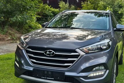Hyundai TUCSON 166.731 km 12.789 &euro; Röslau 95195