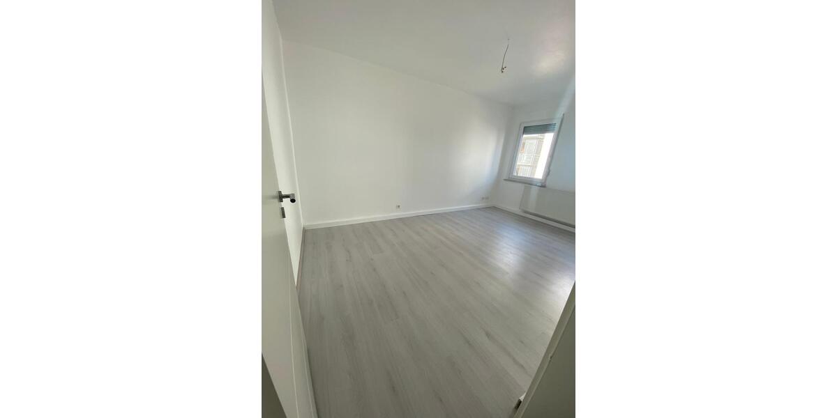 Etagenwohnung Schwaig Bei Nürnberg - 3 Zimmer, 80 m&sup2;, 1.111&euro; | Angebot:26384508