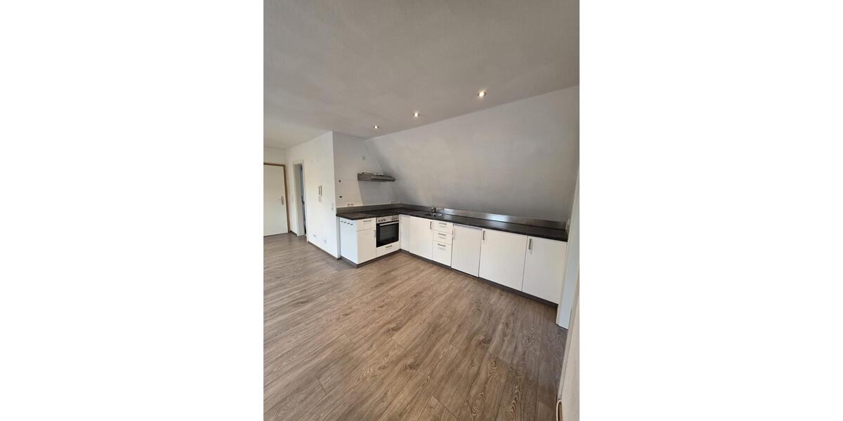 Etagenwohnung Rottenburg am Neckar - 2 Zimmer, 45 m&sup2;, 600&euro; | Angebot:26404832