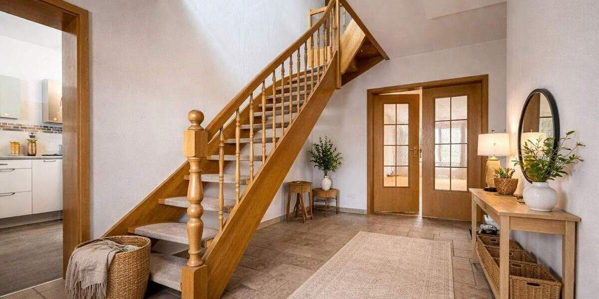 Einfamilienhaus Sanitz - 7 Zimmer, 250 m&sup2;, 575.000&euro; | Angebot:25336444