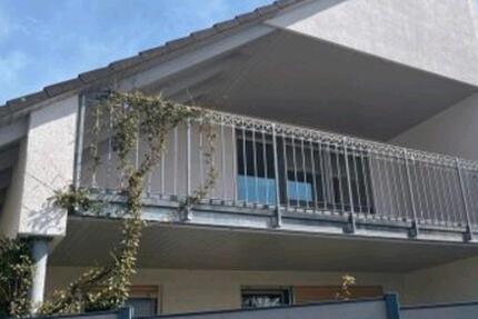 Sehr schöne Doppelhaus Hälfte Altorf zu vermieten 6 zimmer