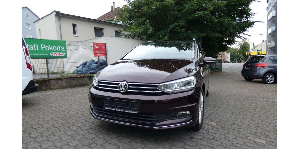VW Touran 87.900 km 18.900 &euro; Bochum 44809