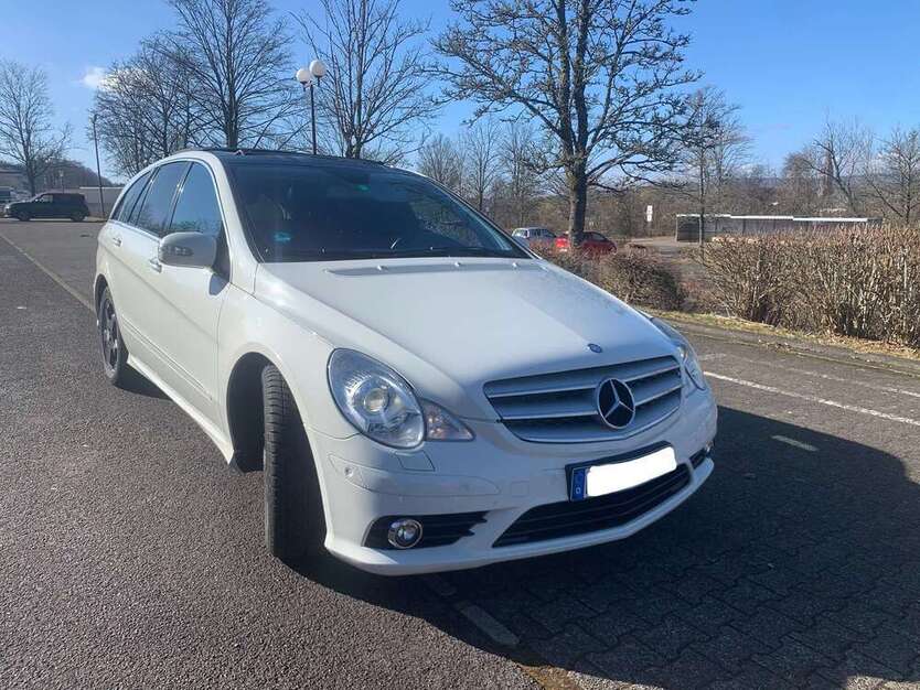 R 280