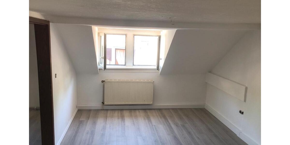 Dachgeschoßwohnung Rodenbach - 2 Zimmer, 50 m&sup2;, 600&euro; | Angebot:24646357