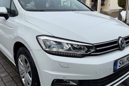 VW Touran 274.200 km 9.990 &euro; Niederwerrn 97464
