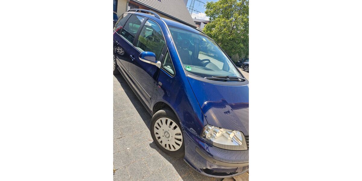 Seat Alhambra 134.000 km 4.700 &euro; Reutlingen 72768